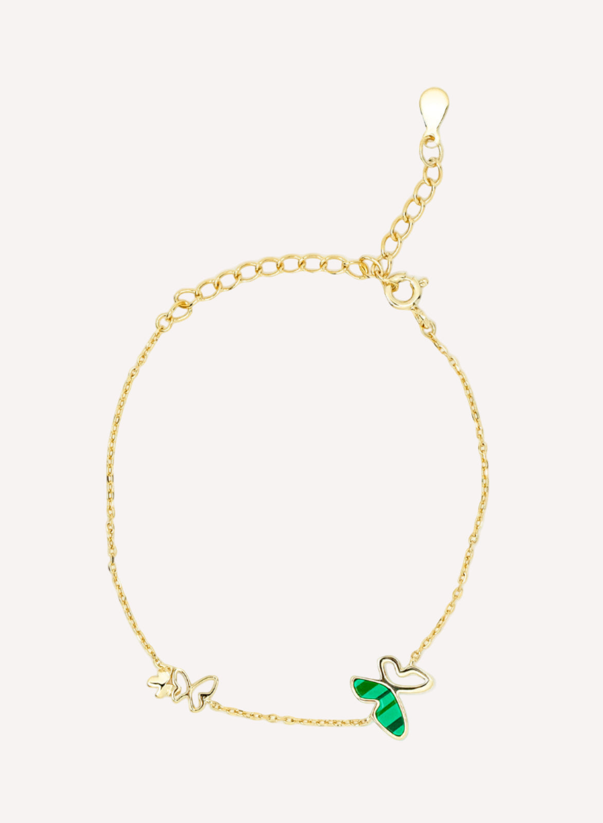 She Flies butterfly bracelet in 18k gold over sterling silver, adjustable and hypoallergenic, with GIARA affirmation card and gift box.