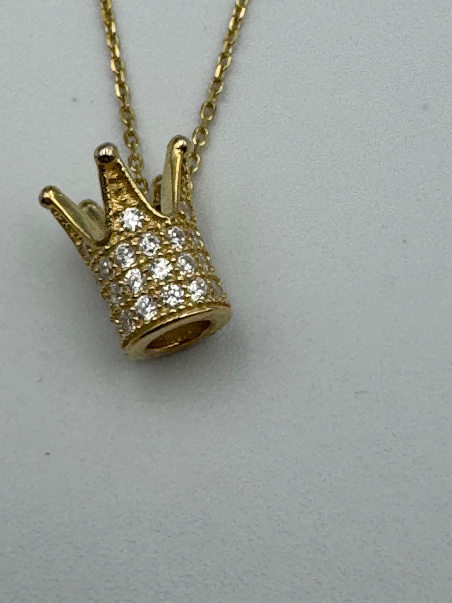 GIARA Queen Energy Necklace with gold crown pendant